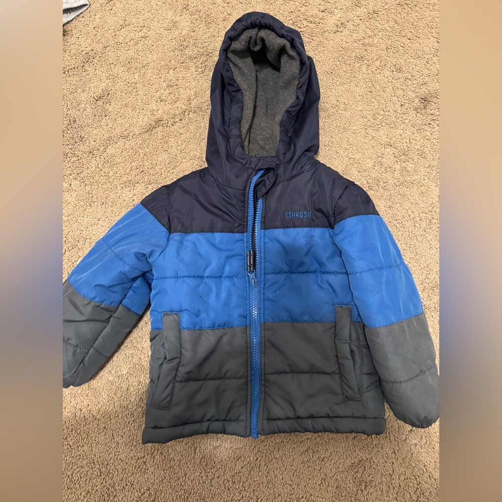 🚨Size 3T OshKosh Winter Coat